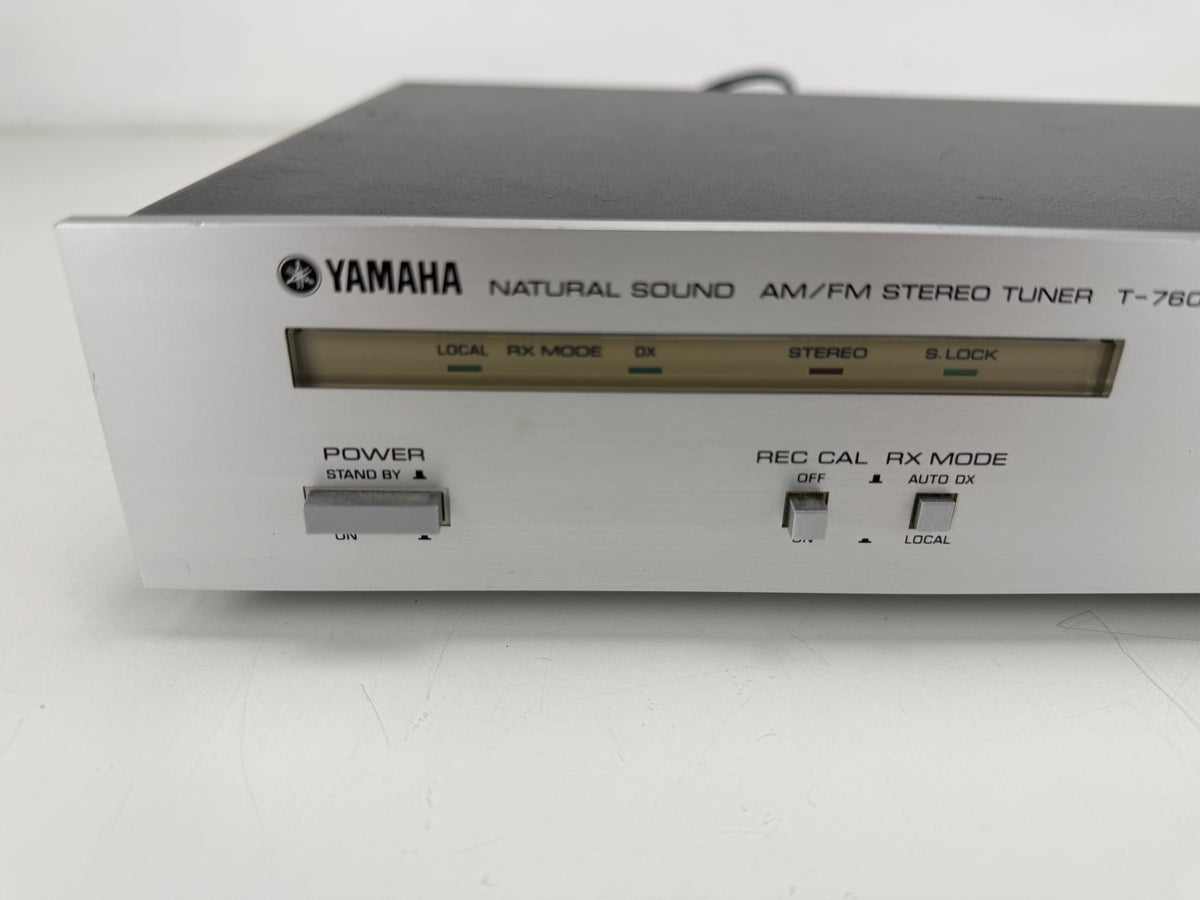 Yamaha T - 760 Natural Sound AM/FM Stereo Tuner