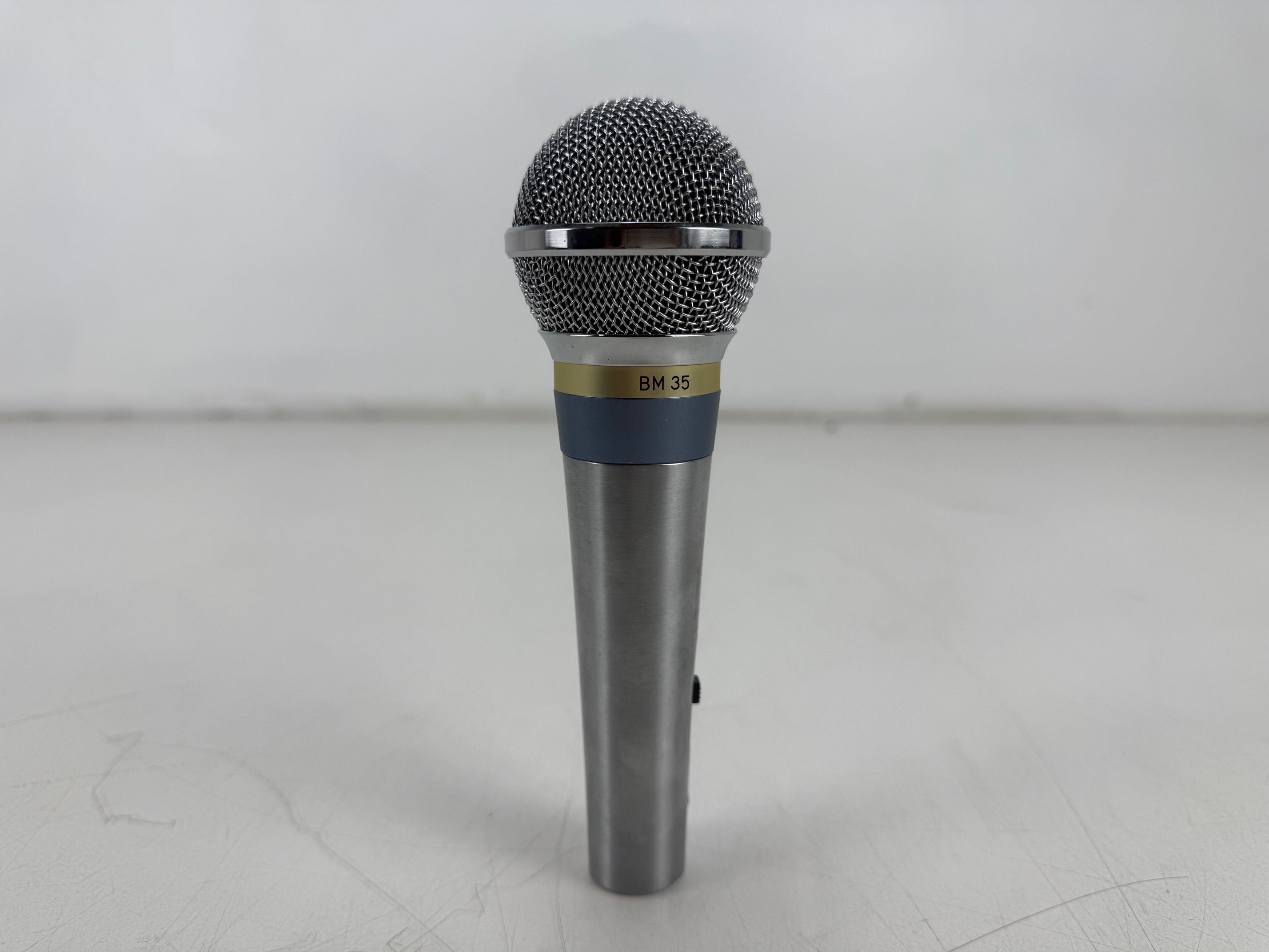 BIRD BM35 Cardioid Dynamic Microphone With Case