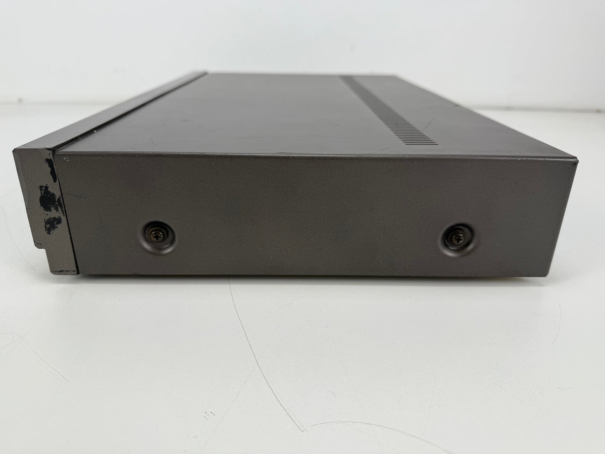 Telefunken HT1800 FM/AM Synthesizer Tuner