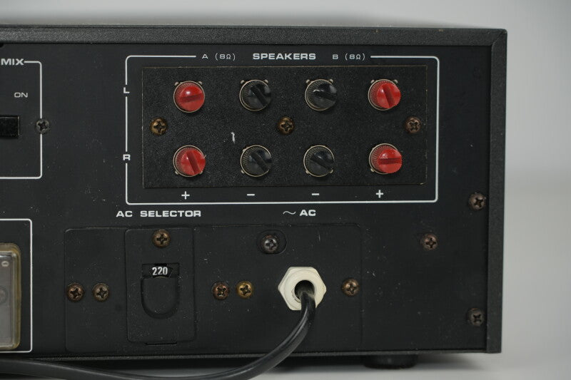 Sanyo DCA-200UM - Stereo Amplifier with phone input