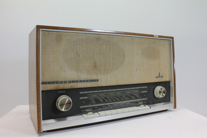 Siemens Klangmeister  II RG42  tube radio