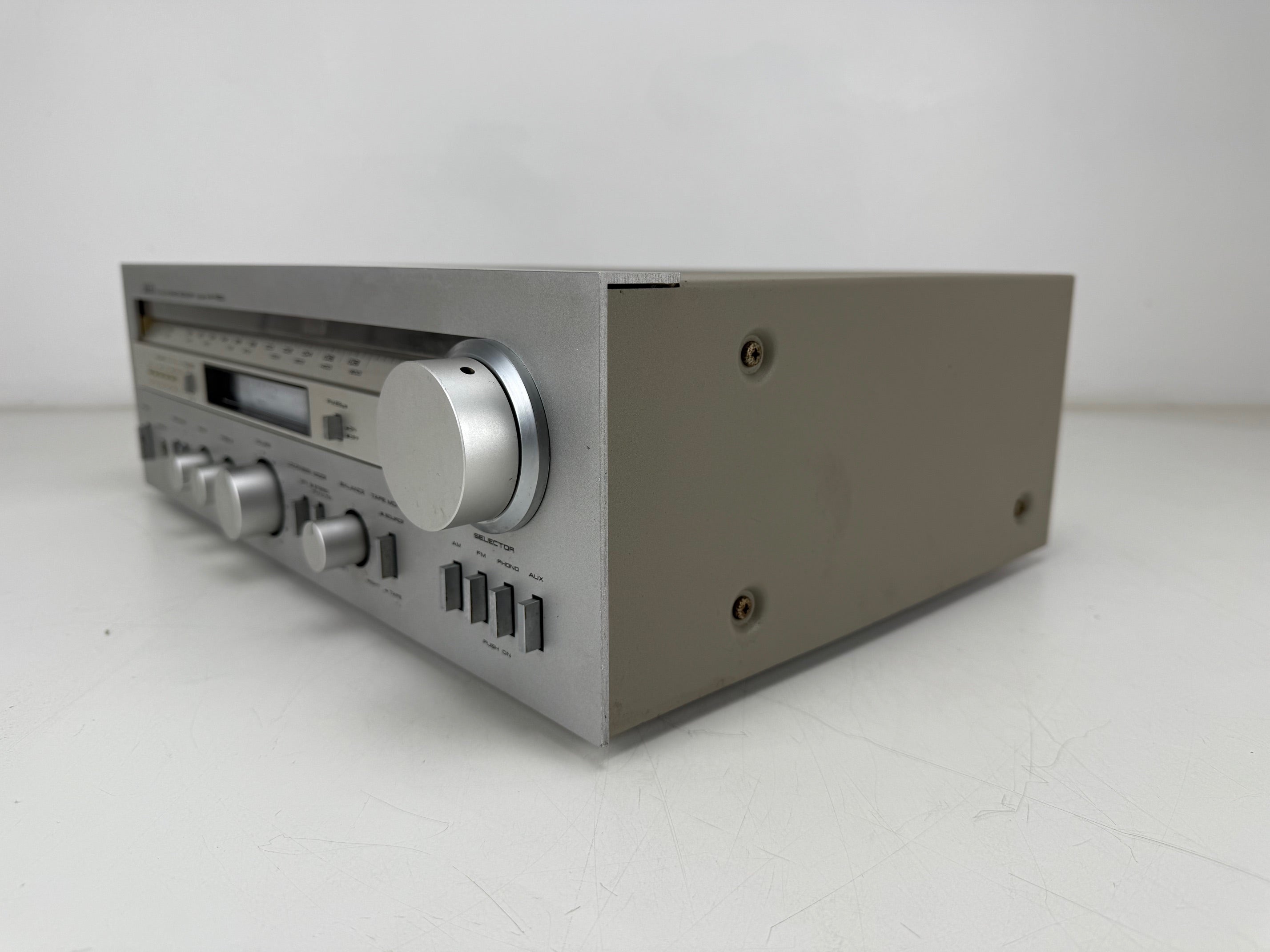 Akai AA-R20 Stereo Receiver - Serviced