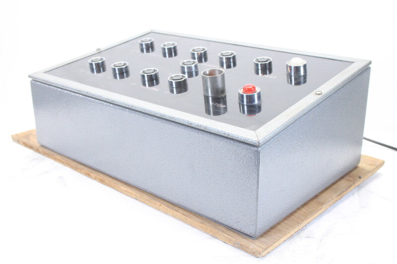 Onbekende Lichtcontroller Met Momentane Knoppen