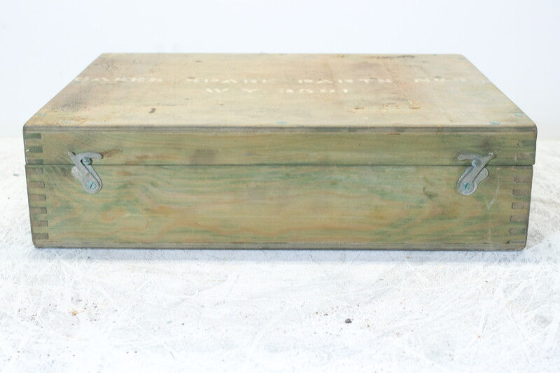 Unknown U.S. Army Empty Case Spare Parts No. 33 WY.3591 