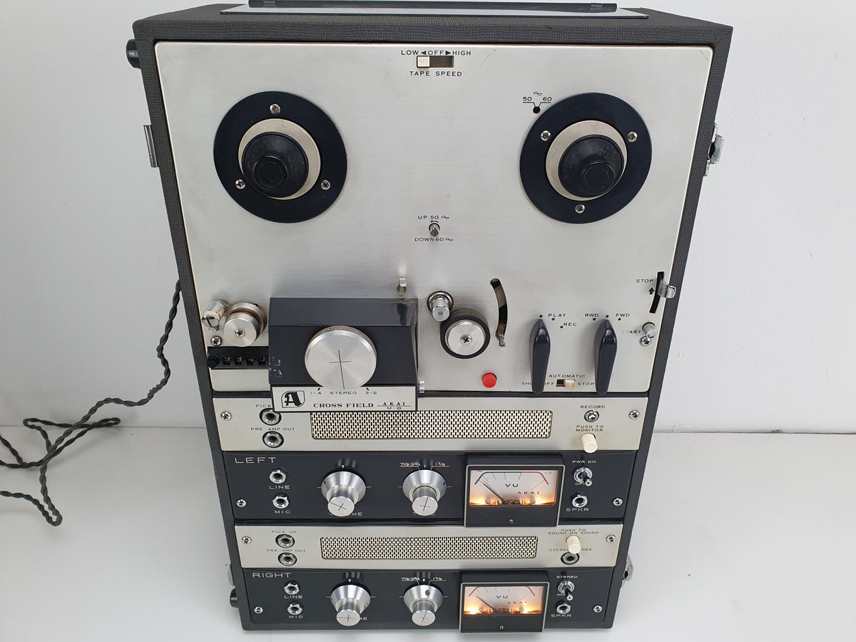 Akai M8 Stereo buizenbandrecorder - met microfoons, aandrukrol en demagnetiseerder