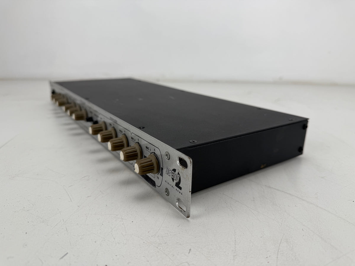 JBSystems DE 600 digitale echo 4-kanaals mixer - Volledig werkend - Mooi apparaat