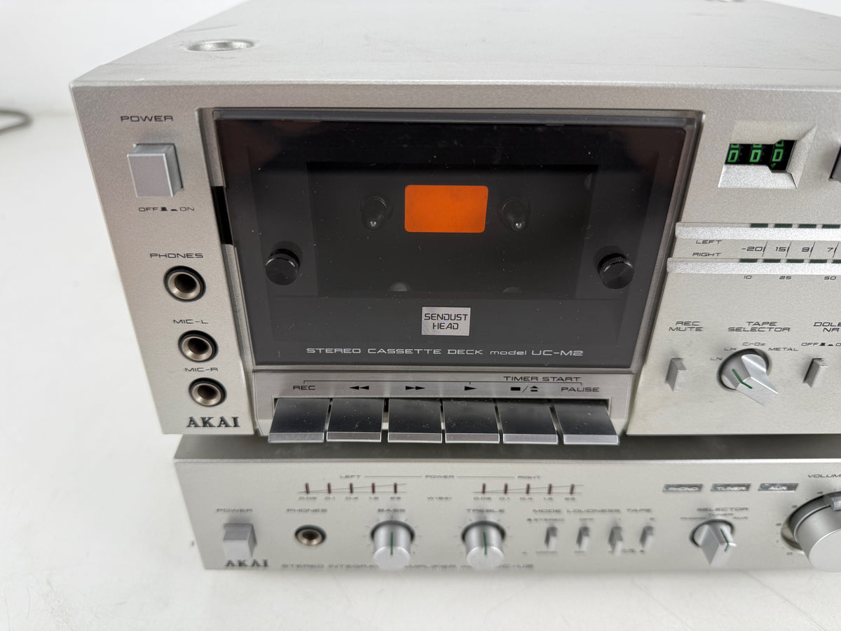 Akai UC-M2 Stereo Cassette Deck / UC-U2 Stereo Integrated Amplifier Set