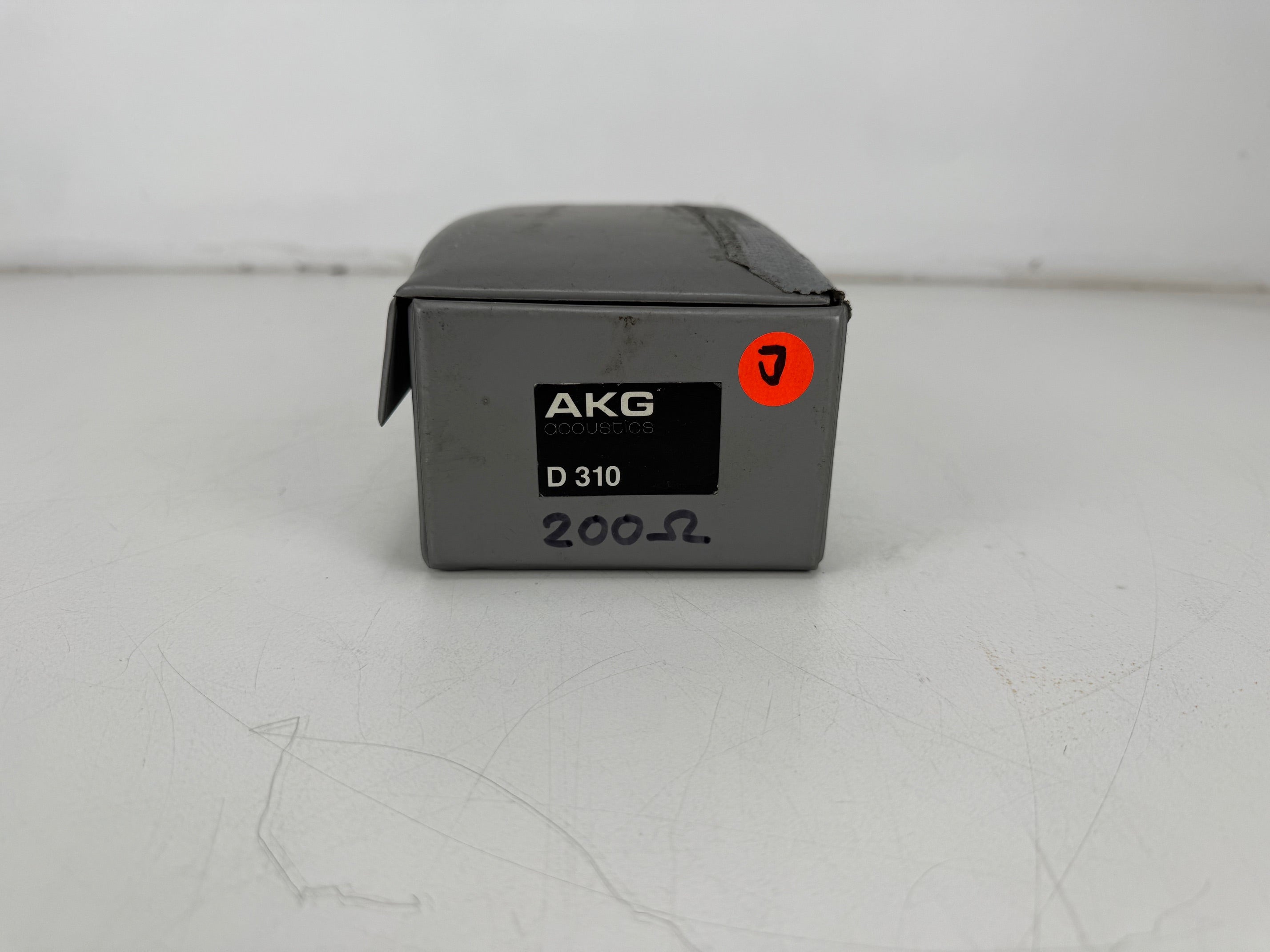 AKG D310 Dynamic Microphone With Original Case