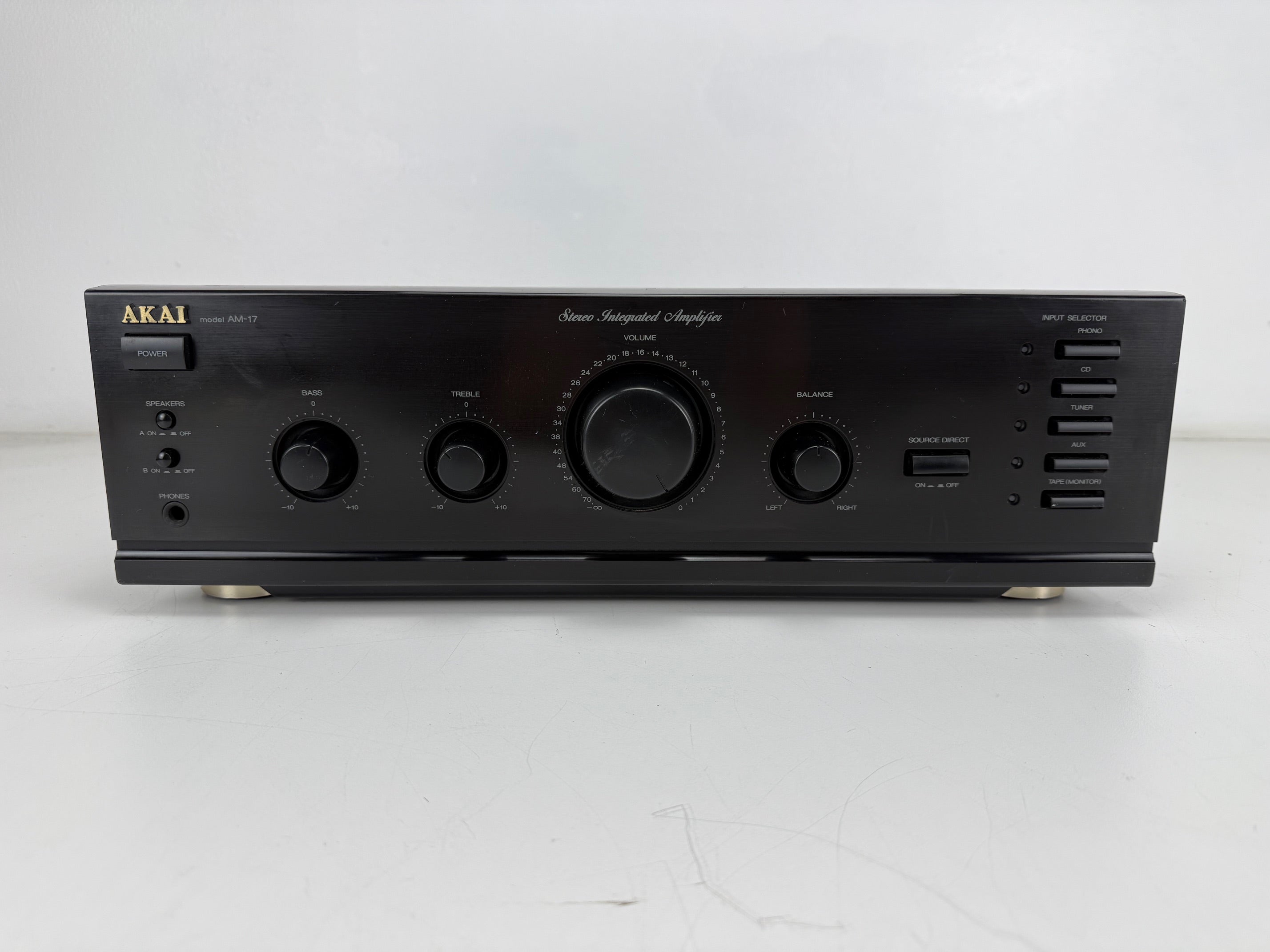 Akai Model AM - 17 Stereo Integrated Amplifier- 35watt into 8ohm