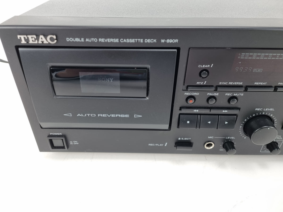 TEAC W-890R Dubbele cassettedeck met automatische omkeerfunctie - In zeer goede staat