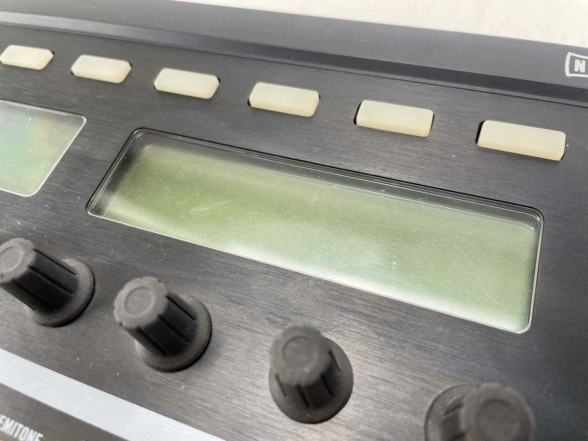 Native Instruments Maschine-Drumcomputer met cd - MK1 - MIDI-controller